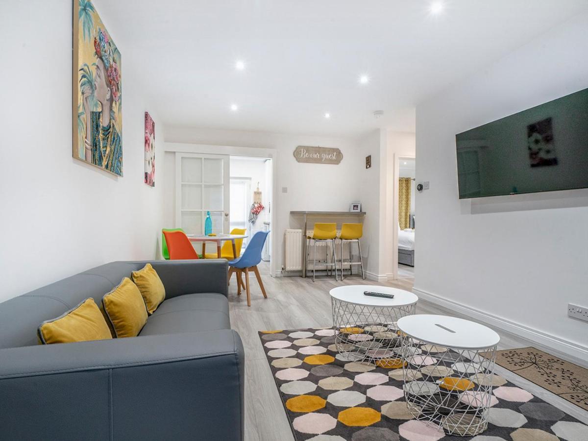 Pass The Keys - Bright & Airy 2Br 2Bath Apt In Perfect Location Belfast Luaran gambar
